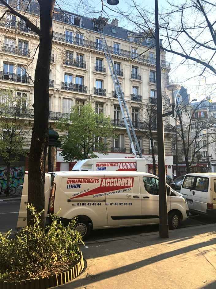 déménagent avec monte-meubles Accordem